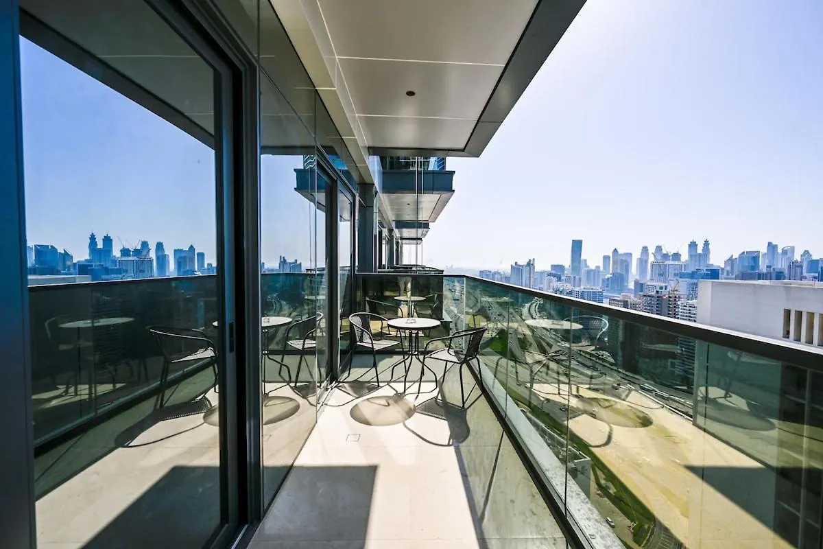Stunning 1 Bdr Luxury With Burj Khalifa View Apartment Dubai
